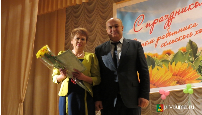 Почетные грамоты и поздравления – работникам СХПК «Первоуральский»