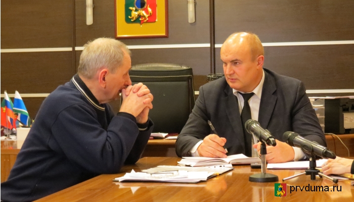 Глава Первоуральска и депутаты Первоуральской городской Думы провели очередной прием граждан