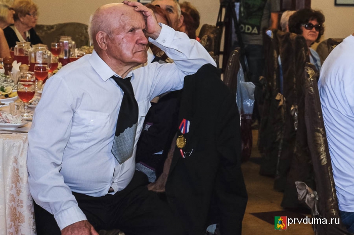 Депутаты «Единой России» организовали вечер памяти для ветеранов