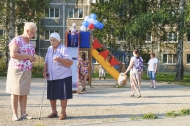 Депутаты фракции «Единая Россия» вновь проводят праздники двора