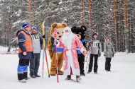 «Лыжня Билимбая» с Дедом Морозом и мишками «Единой России»