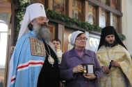 Владыка Кирилл вручил Николаю Козлову почетную грамоту