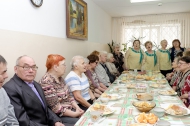Наталья Воробьева поздравила ветеранов и общественников с праздниками