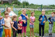 Николай Козлов организовал праздник для детей Билимбая