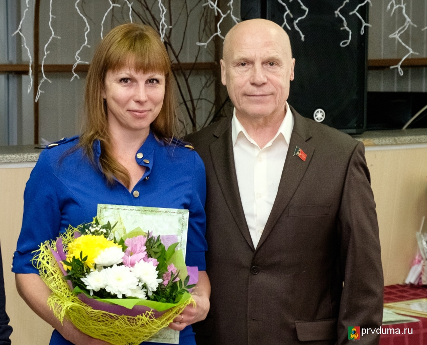 Александр Цедилкин поблагодарил за работу председателей уличных комитетов