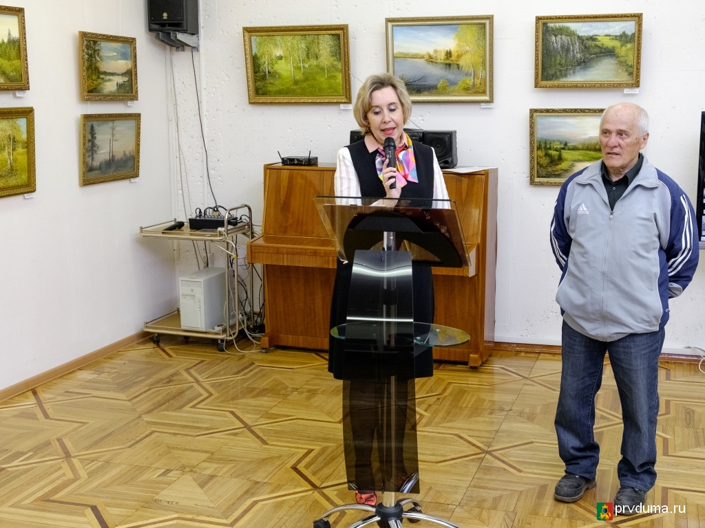 Светлана Титова открыла третью юбилейную выставку