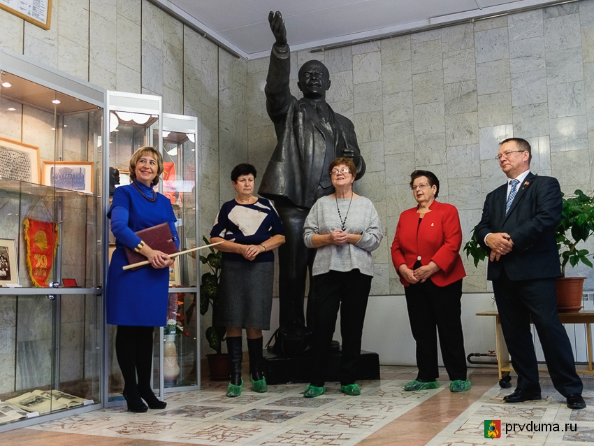 В честь 100-летия ВЛКСМ депутаты «Единой России» организовали вечер встречи для ветеранов