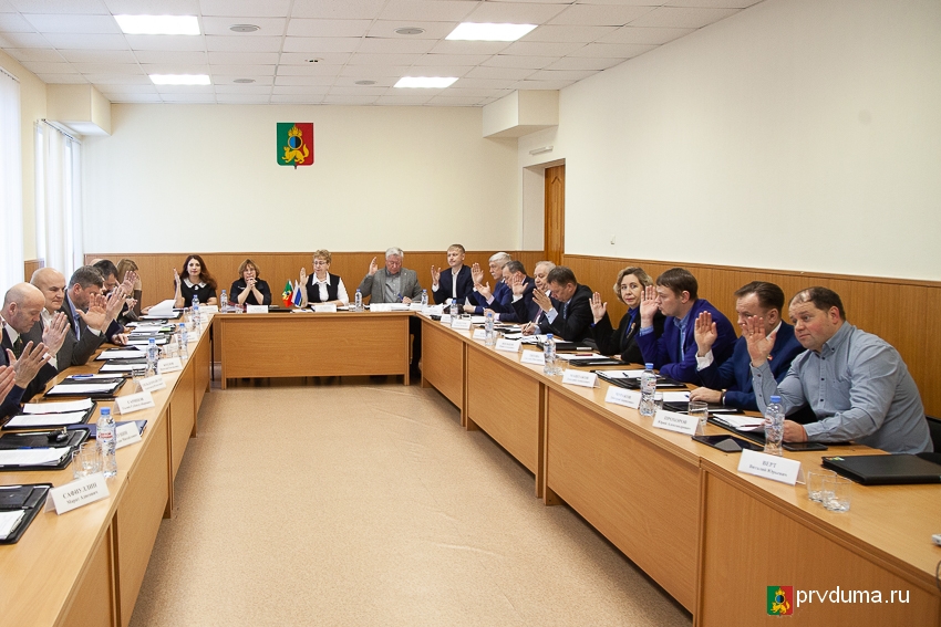 Дума утвердила пятерых членов новой Общественной палаты Первоуральска
