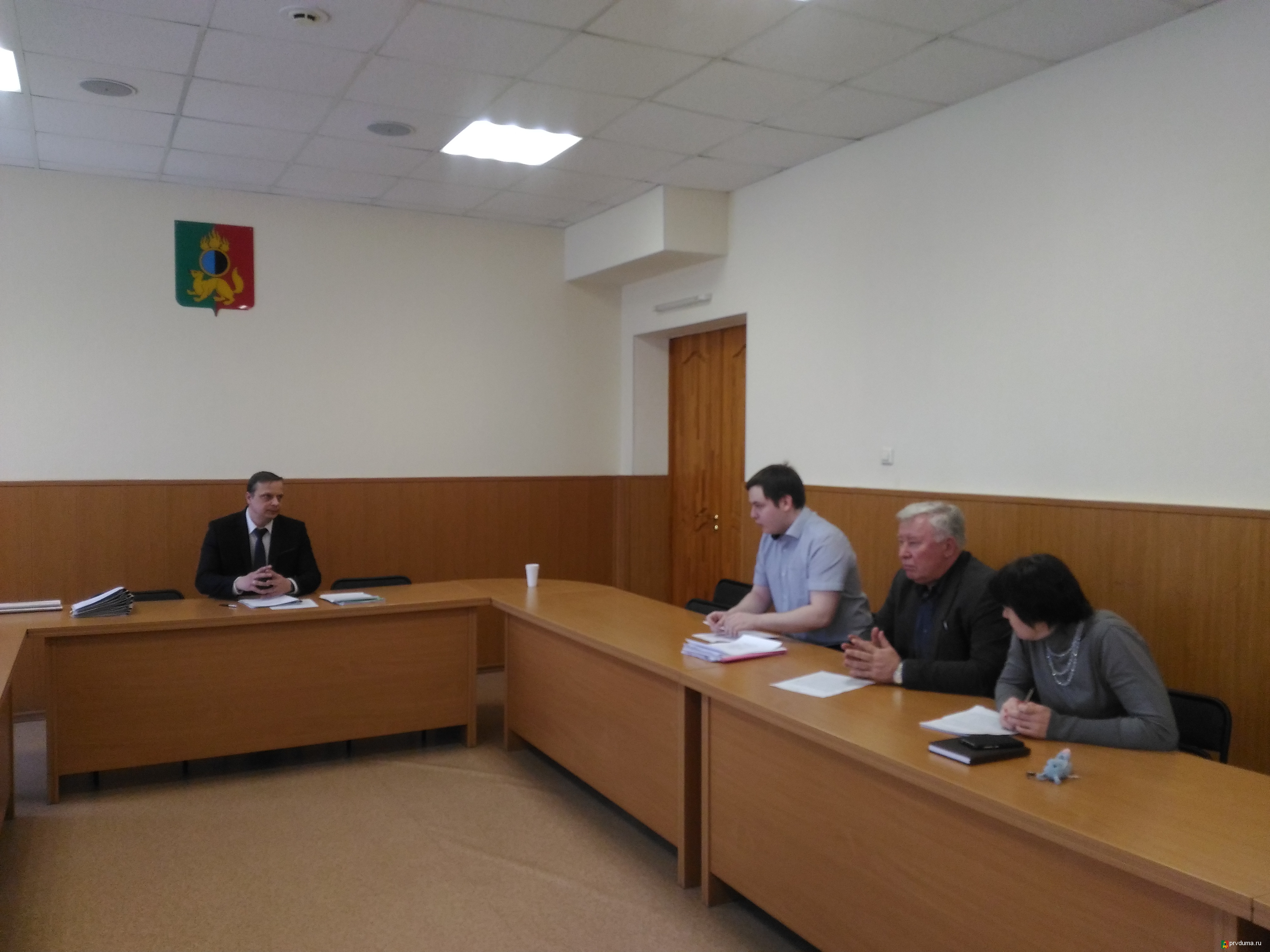 Эдуард Вольхин принял участие в заседании административной комиссии