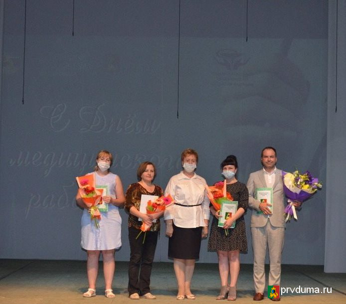 Галина Селькова приняла участие в праздничном мероприятии, посвященном Дню медицинского работника
